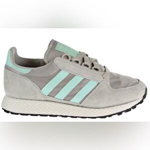 NWT Adidas Forest Grove Sneakers 6.5